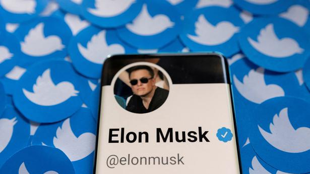 Musk seeks to put in less money in new Twitter deal financing
