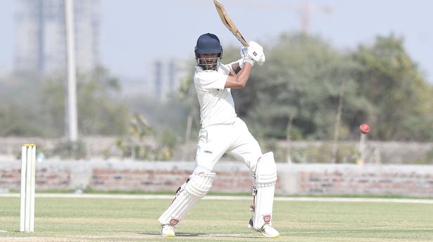 Slow and steady, Dubey, Patidar frustrate Kerala bowlers 