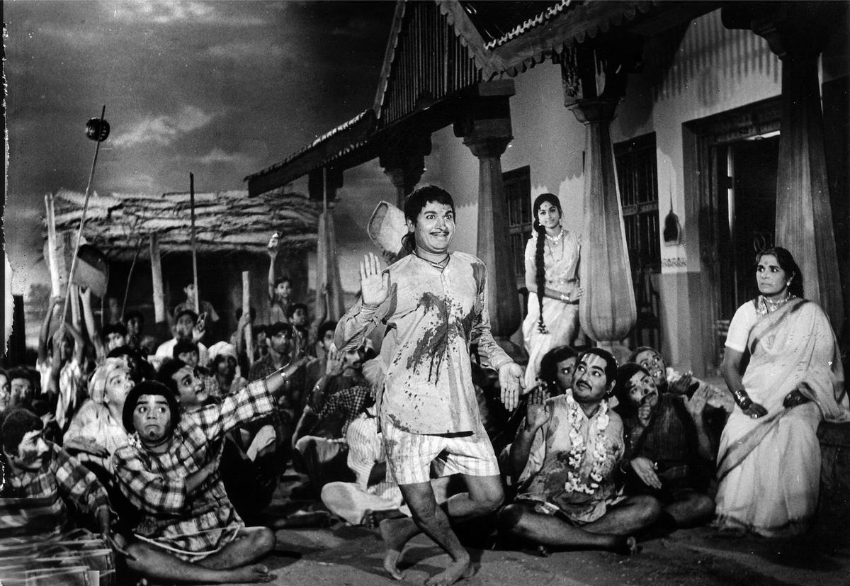 From the Kannada film Doorada Betta .
