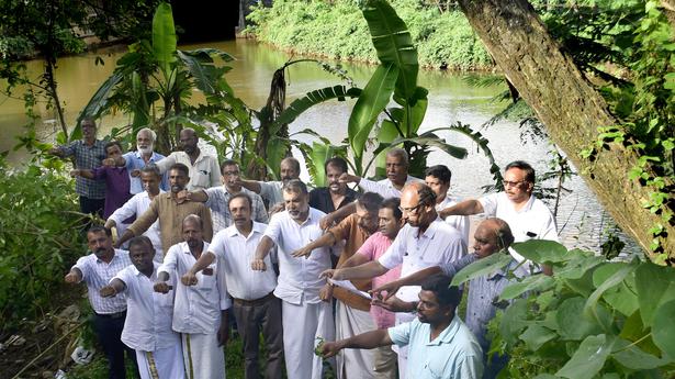 Activists vow to fight against river encroachment