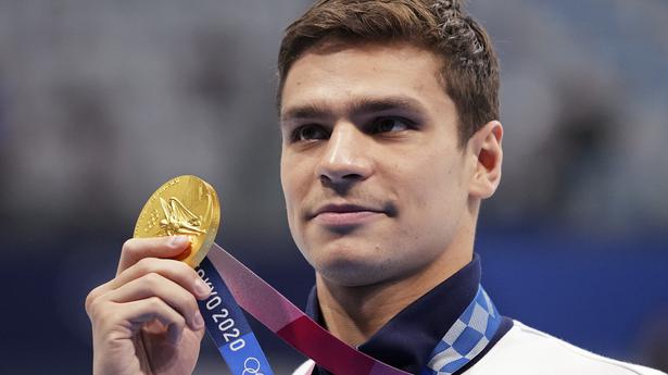 Le nageur russe Rylov suspendu pour avoir participé au rassemblement de Poutine