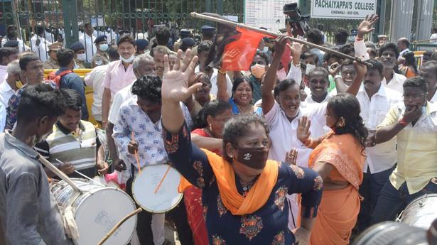 Urban local body polls: DMK maintains lead, makes inroads in western TN