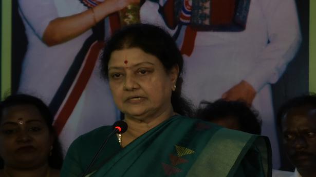 AIADMK has never seen such a phase of successive setbacks: Sasikala
 