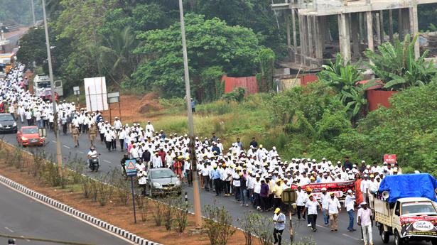 Announce date for scrapping Surathkal toll plaza, says samiti