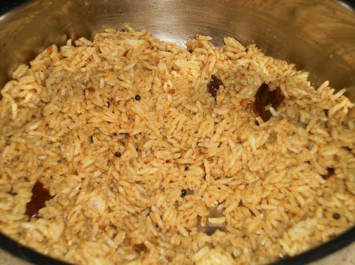 Sourashtrian delicacy The original Ambad Bhaath is what we now know as tamarind rice or puliyodharai
