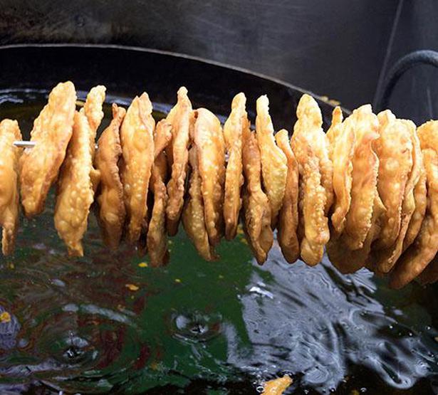 The crisply fried parottas served in Tuticorin nightclubs
