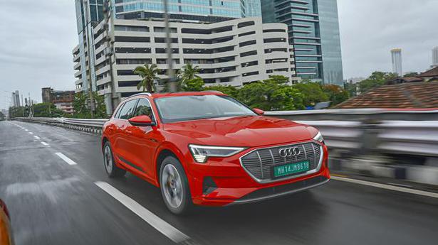 Charge ahead with the Audi e-tron 55 quattro
