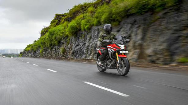 Make your road presence felt with the Honda CB200X