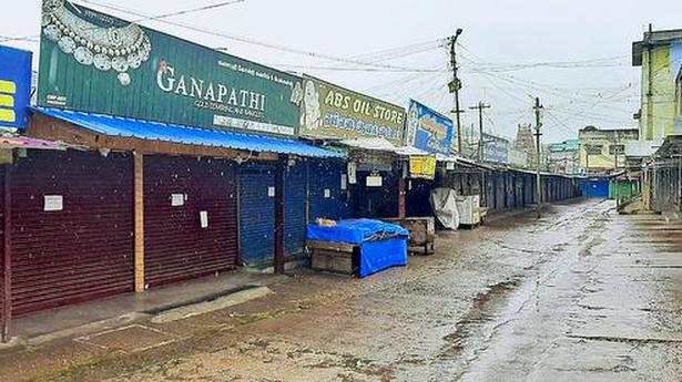 Ooty Municipal Market remains closed for fourth day