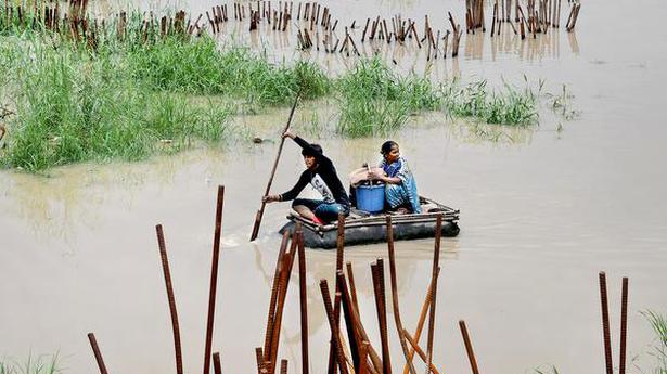 Delhi: Yamuna water level recedes below danger mark