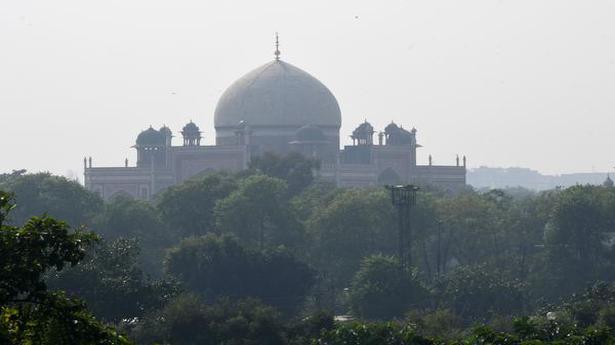 Delhi's air quality remains poor for fifth consecutive day