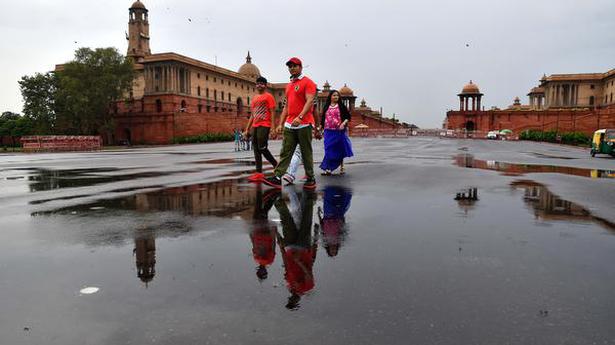 Heavy rains lash Delhi, maximum temperature settles at 30.4 degrees Celsius