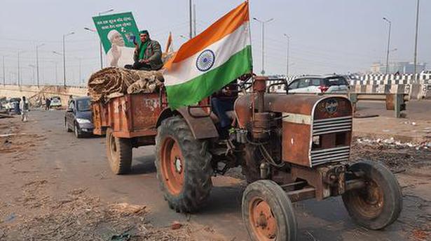 Traffic opens at Singhu; farmers leave Ghazipur