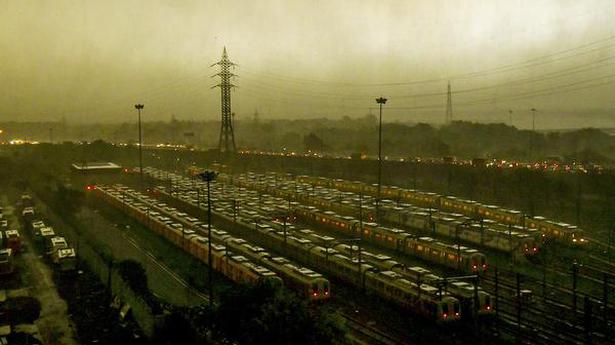 Rain with thunderstorm brings down temperature in city