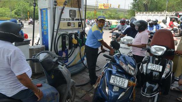 Petrol crosses ₹100/litre mark in Capital