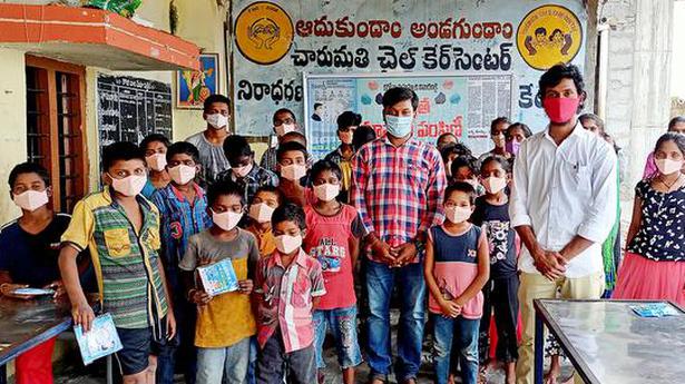 IICT, Cipla Foundation distribute one lakh cloth masks