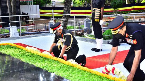 Homage paid to martyrs on 79th EME Corps Day