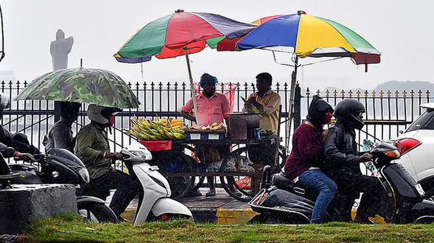 Heavy rains pound Hyderabad