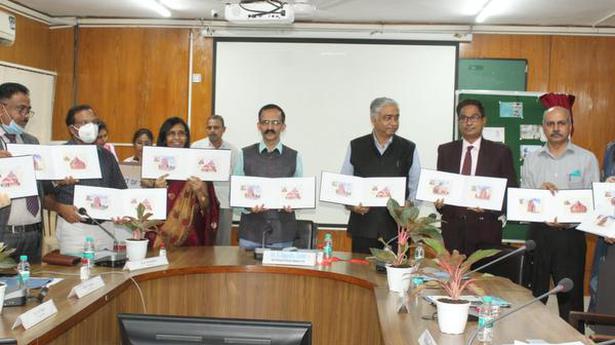 Picture post cards of scientific institutions unveiled