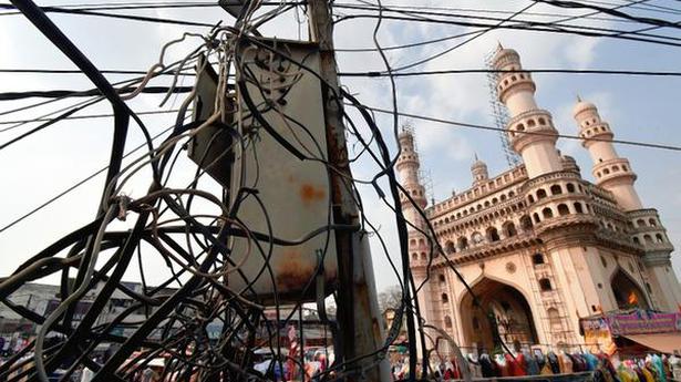 Charminar to be freed from tangle of wires