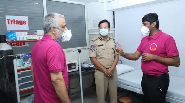Police personnel get acquainted with medicines for COVID-19 treatment