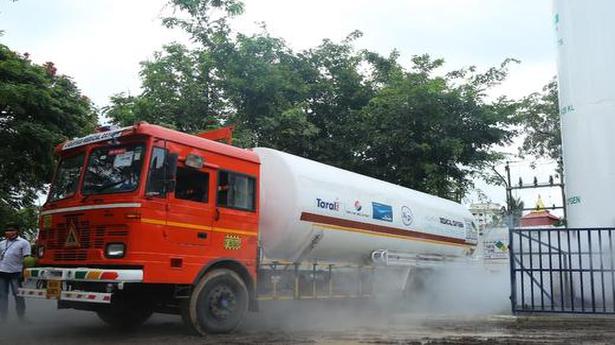 Oxygen tanker brought to Kochi from Jharkhand