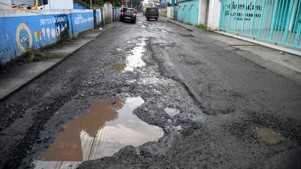 Demand for mobile pothole repair machine gets louder in Kochi