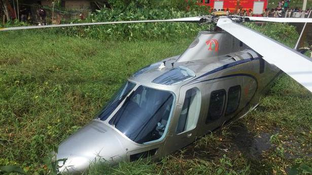Helicopter carrying Yusuf Ali M.A. crash-lands in Kochi