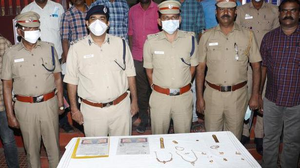 Dindigul police crack burglary case with arrest of two accused