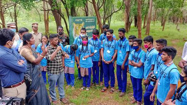 Hearing impaired students’ day out at tiger reserve