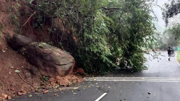 Landslides hit traffic on Bodimettu ghat road