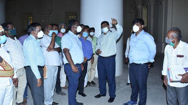 Official inspects work in Thirumalai Nayak Palace