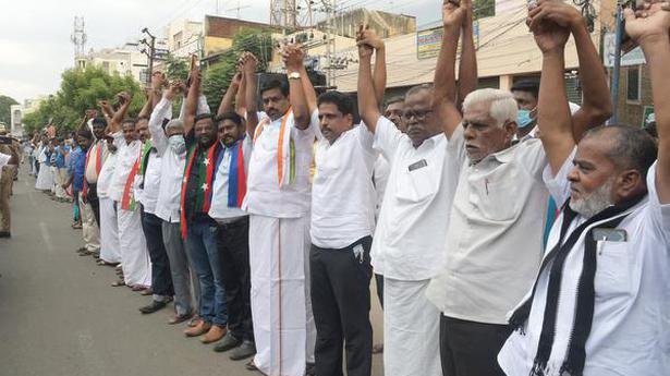 Human chain formed seeking release of prisoners in Bhima Koregaon case