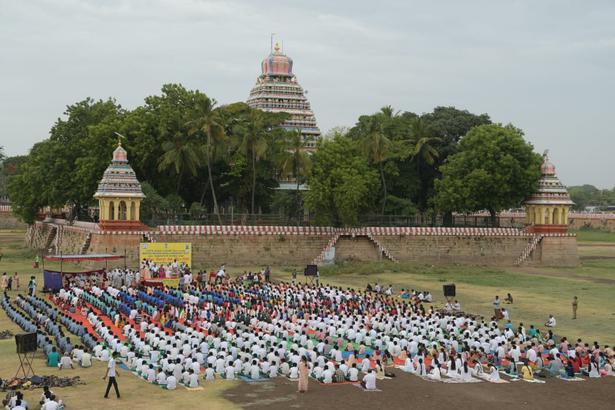 A yoga session at Vandiyur Mariamman Teppakulam in Madurai on June 21, 2018.