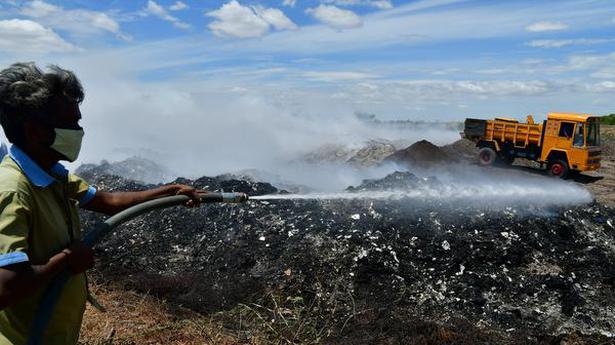 Fire breaks out in Tirunelveli Corporation garbage yard