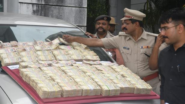 Mangaluru police seize demonetised currency notes amounting to ₹1.92 lakh