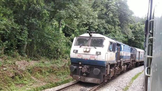 Konkan Railway’s volte face, wants to add coaches on Bengaluru-Karwar train