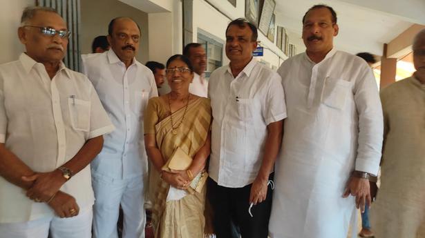 MLC elections: Manjunath Bhandary files nomination as Congress candidate