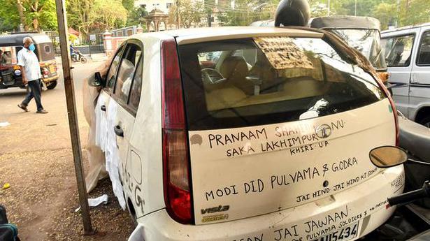 U.P.-registered car, painted with anti-Modi slogans, found abandoned in Thiruvananthapuram