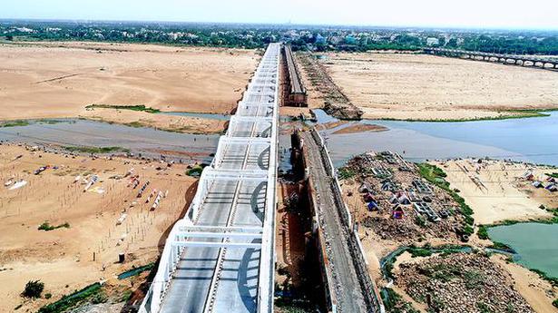 Tail-end wall across the Kollidam to prevent seawater intrusion