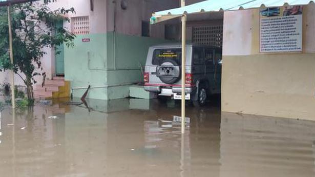 Low-lying areas inundated in Pudukottai