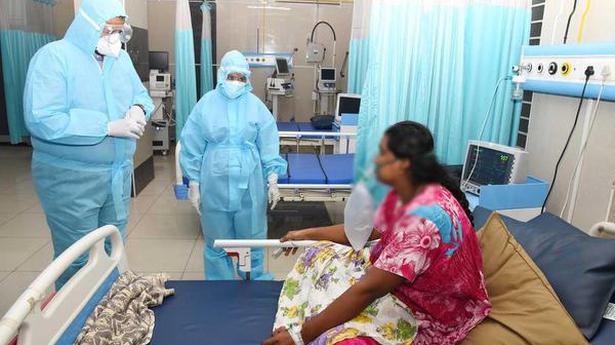 Karur Collector visits GH in PPE kit