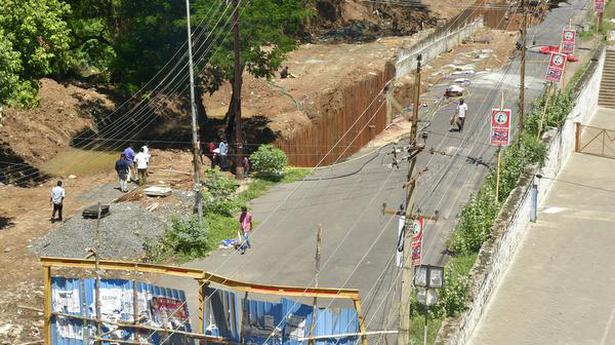 Impasse over transfer of road continues