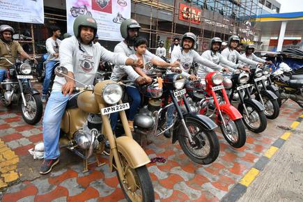 The Jawa Yezdi Bikers Of Vijayawada The Hindu