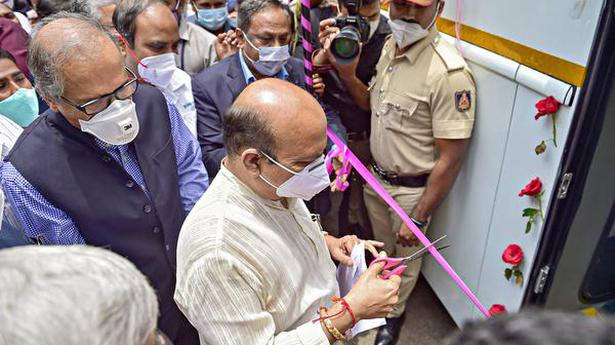 Chief Minister flags off ‘Vaccination on Wheels’