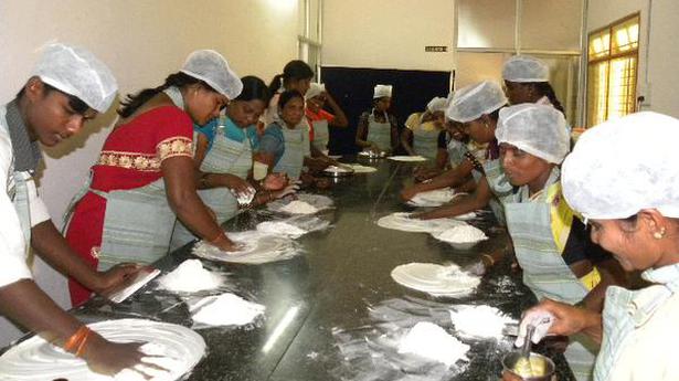 Training in bakery products