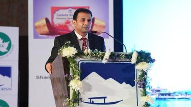 J&K Tourism Dept organises roadshow in city