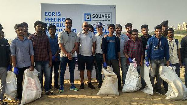 1,000 volunteers team up for coastal clean-up