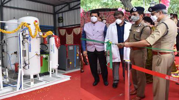 DGP opens oxygen plant at police hospital