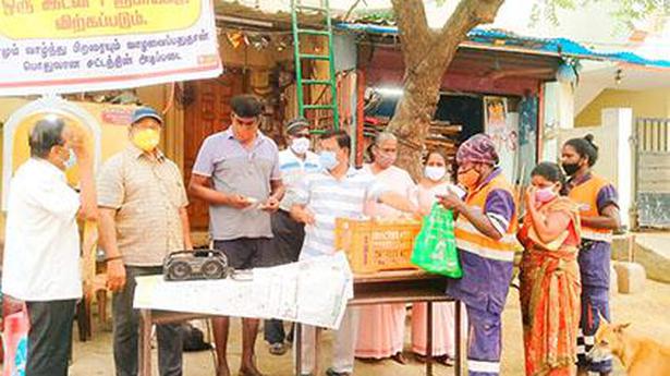 RWA in Chennai resumes food distribution
